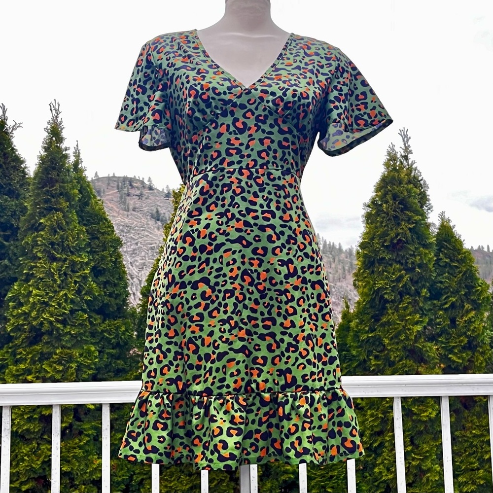 Leopard Print | Vibrant Green & Orange | Mini-Midi Dress | Size Med